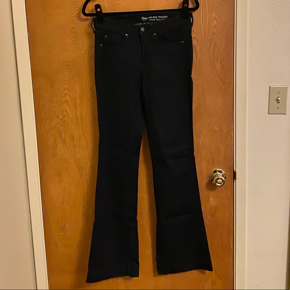 Gap Mid Rise Trouser Dark Wash